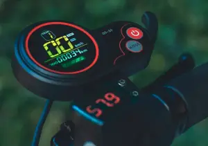 varla electric scooter dashboard